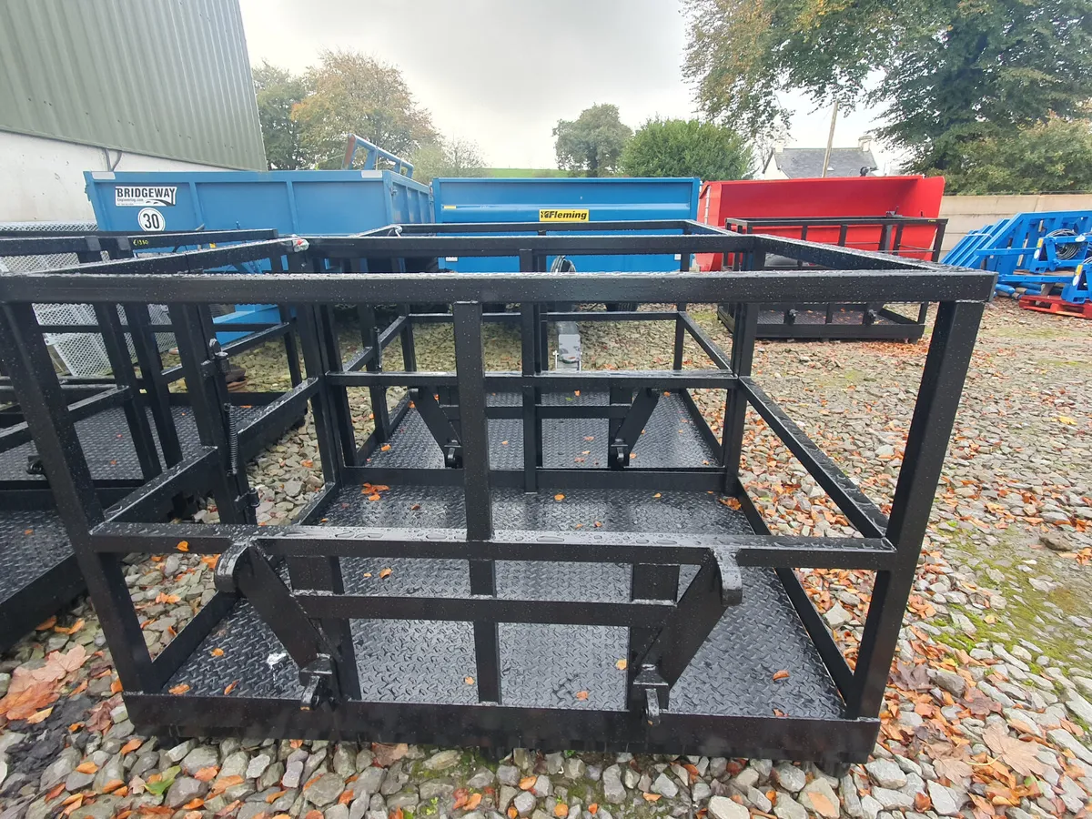 Calf Crate /Safety Basket - tractor euro brackets - Image 4