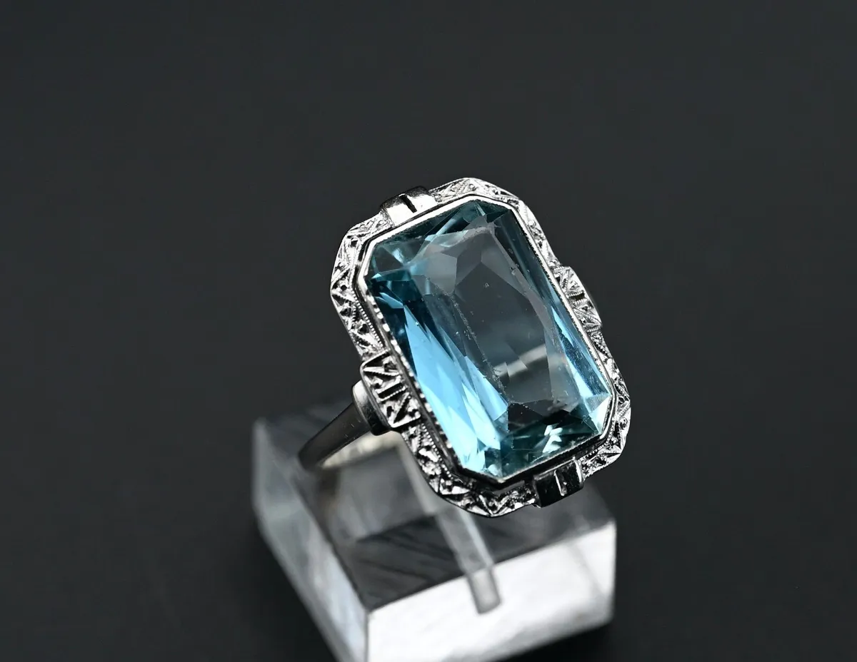 Stunning Antique Art Deco Aquamarine Ring - Image 4