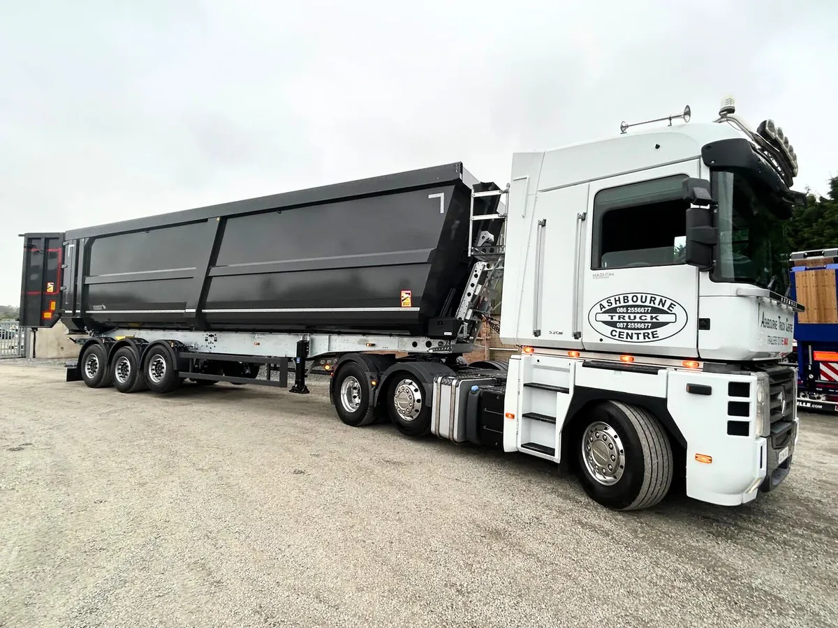 NEW SCHMITZ 10.5m STEEL SCRAP BULK TIPPING TRAILER - Image 4