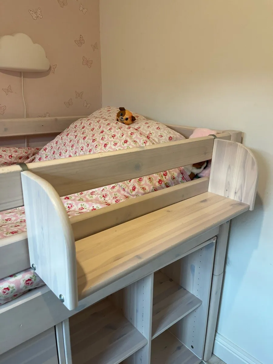 Flexa Mid-High White Washed Bed - Image 3