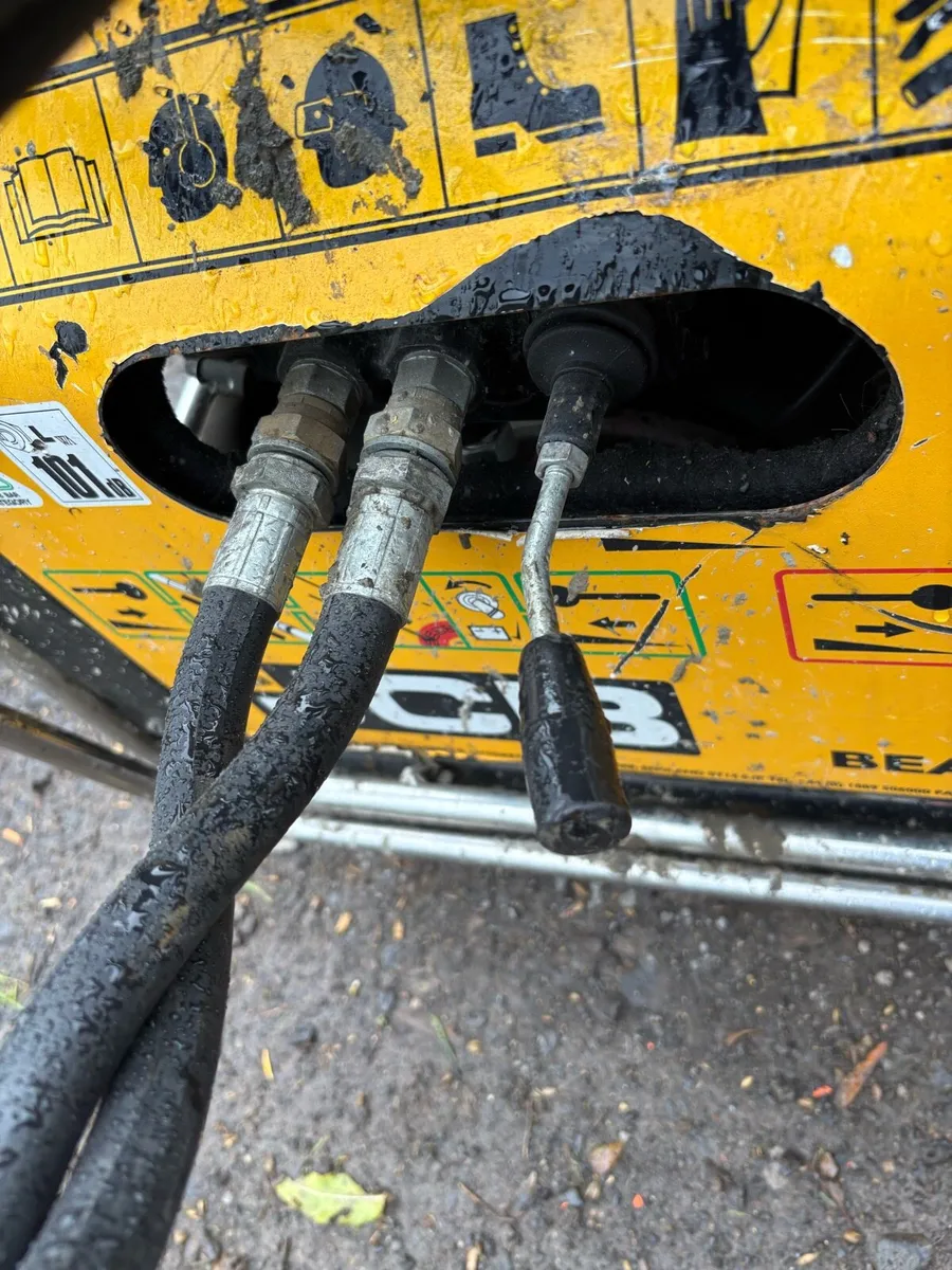 JCB BEAVER DIESEL POWER PACK - Image 2