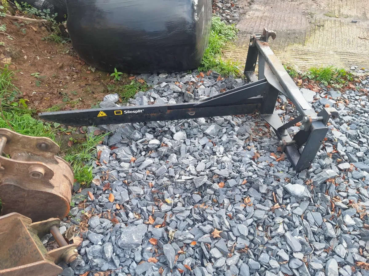 Bale splitter - Image 1