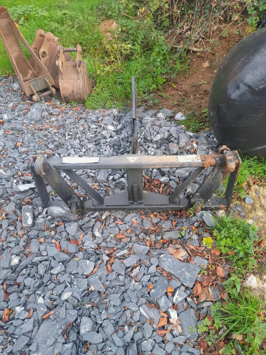 Bale splitter - Image 2