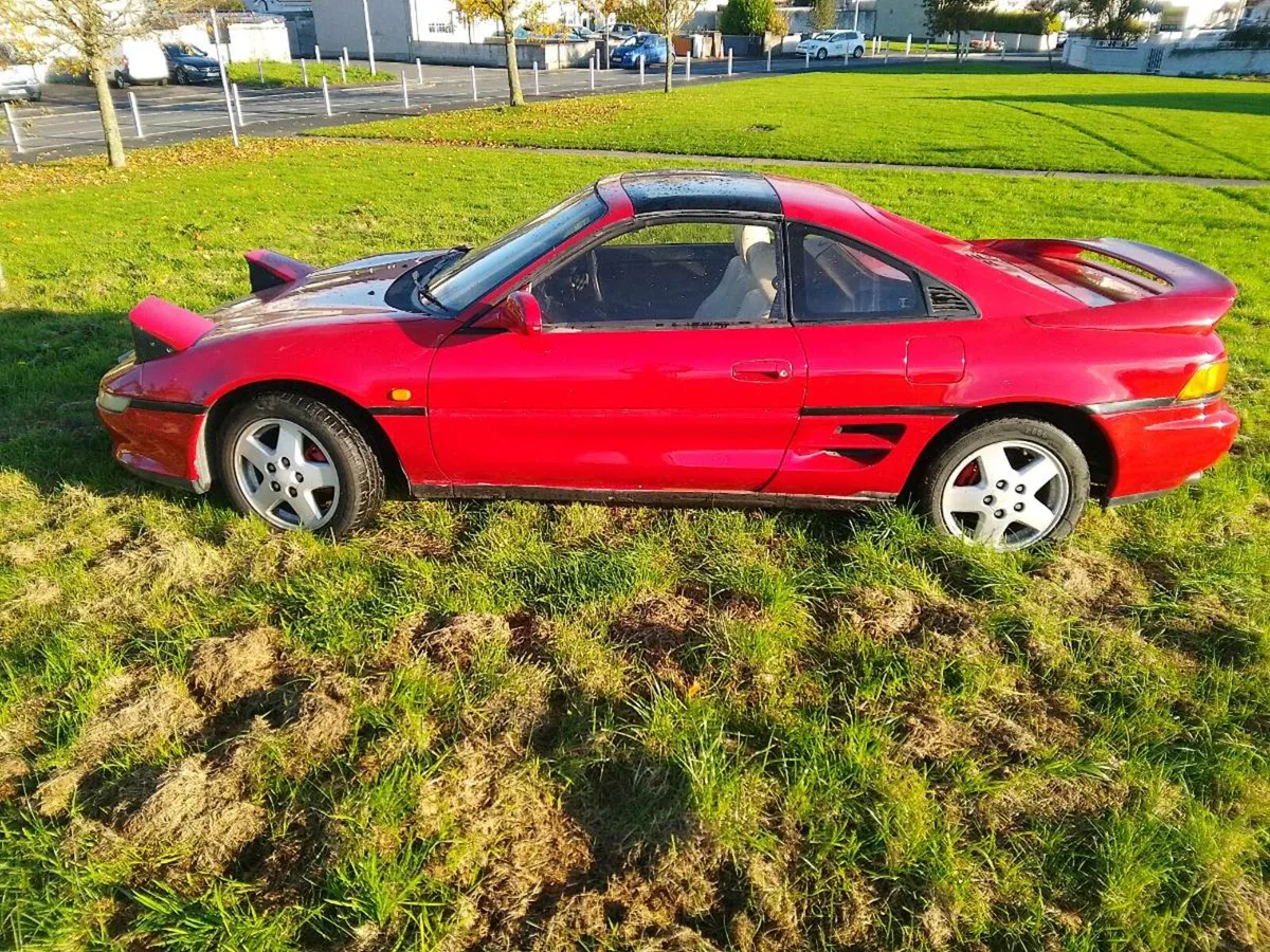 Vintage Toyota MR2 with full body kit - Image 4
