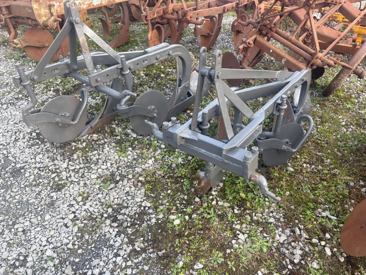 Ferguson Ploughs - Image 2