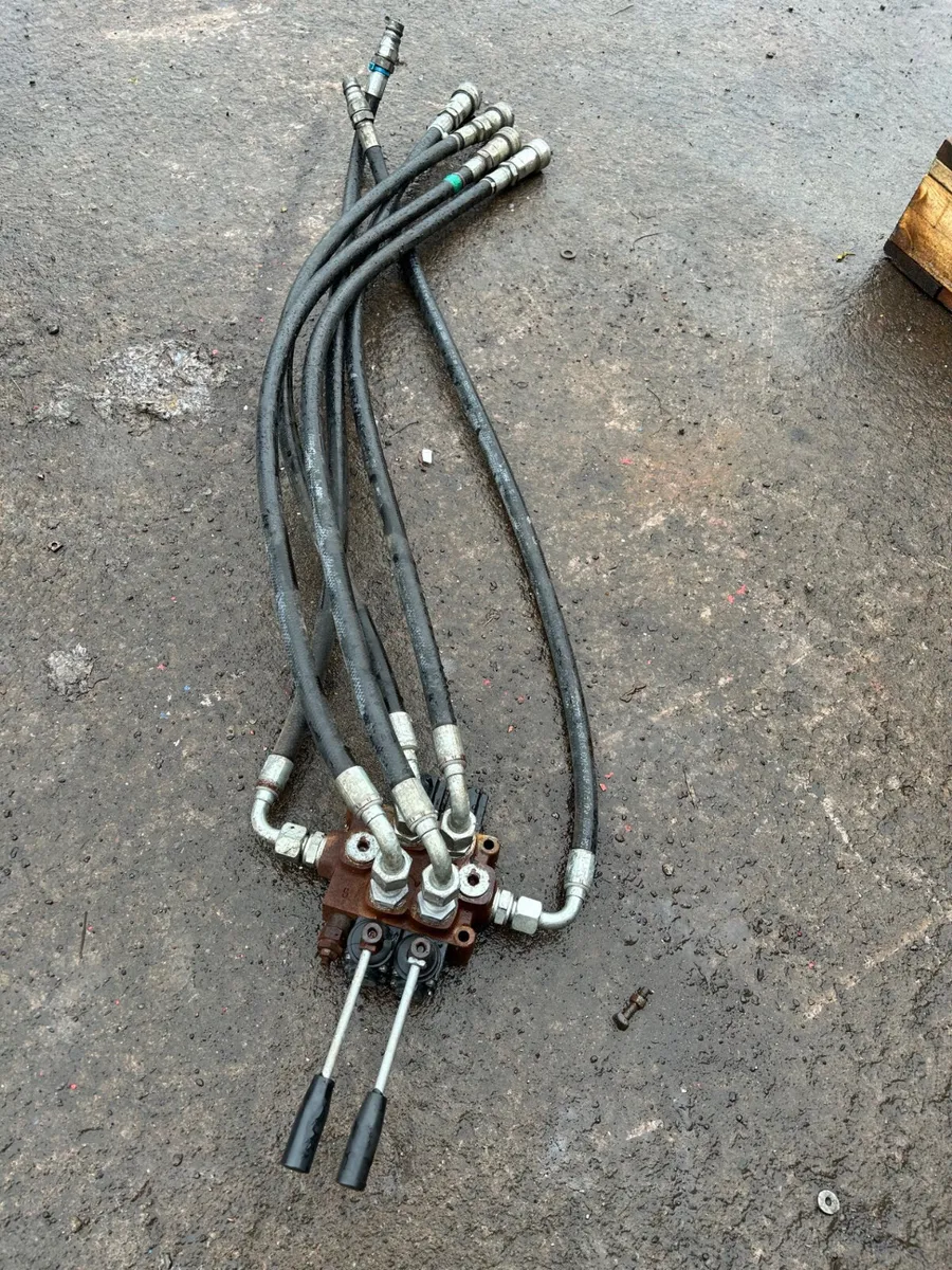 Double Acting Spool Valve Kit - Image 1