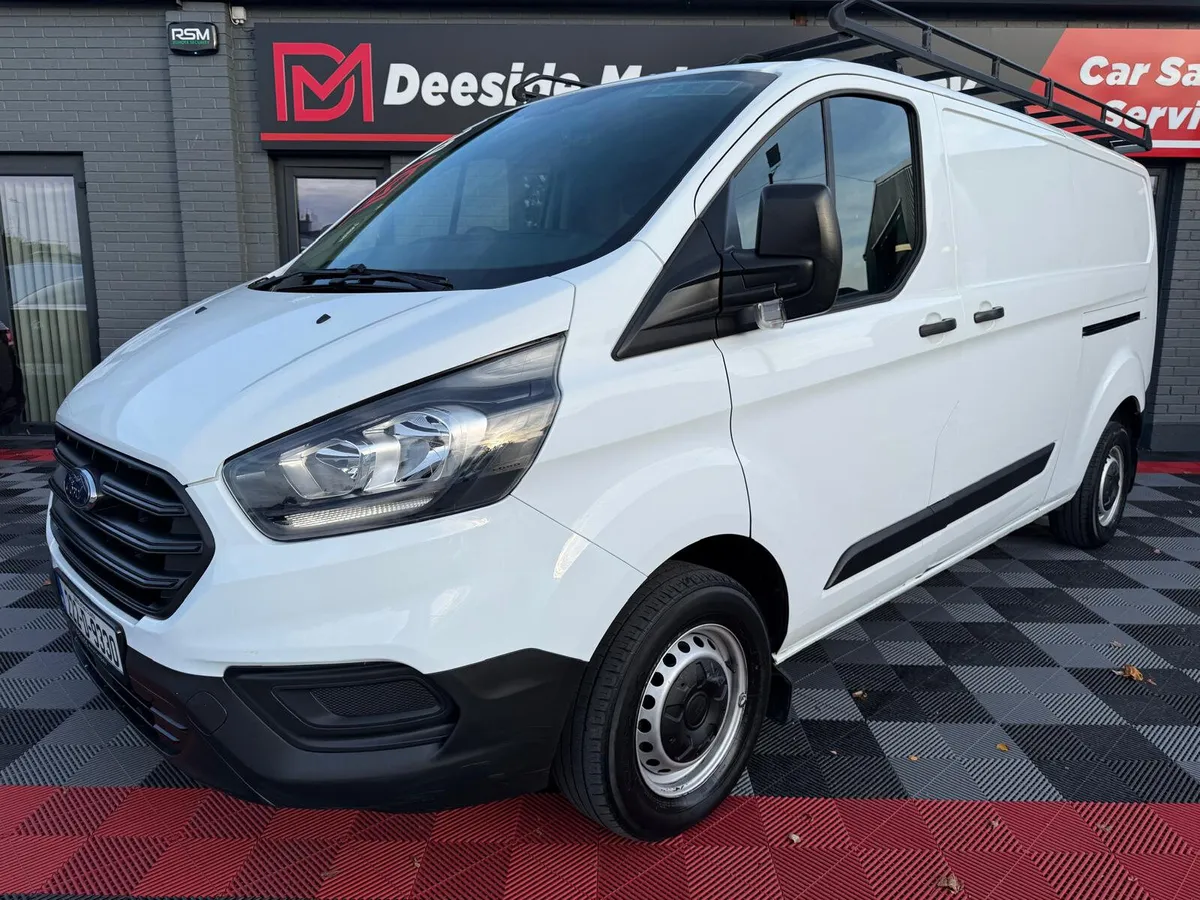 Ford Transit Custom 2022, ONLY 100KM'S , FINANCE . - Image 2