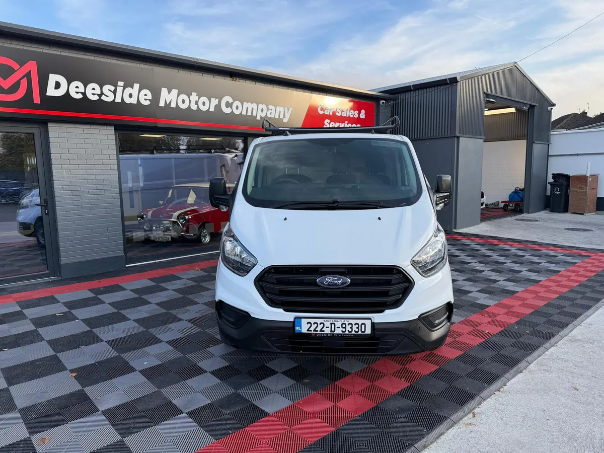 Ford Transit Custom 2022, ONLY 100KM'S , FINANCE . - Image 3