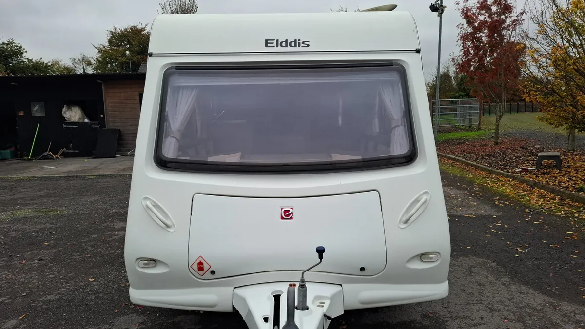 Elddis Vogue Fixed Bed Caravan - Image 2