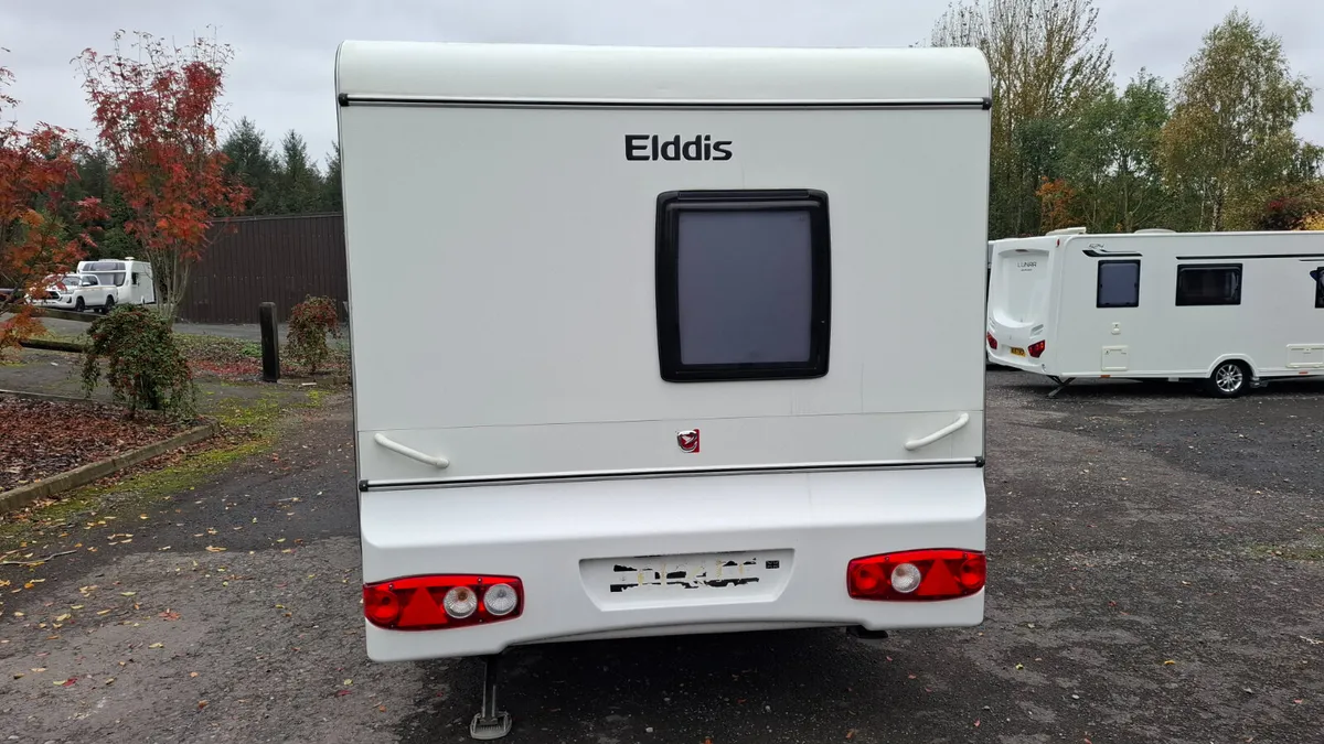 Elddis Vogue Fixed Bed Caravan - Image 4