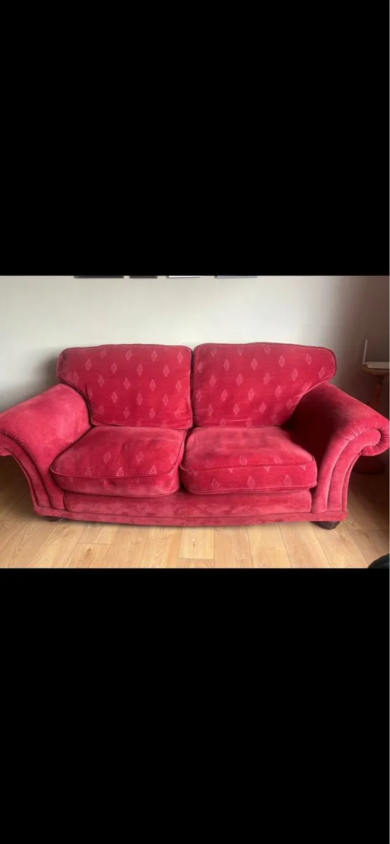 Couch - Image 4