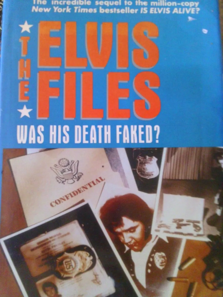Vintage Elvis books - Image 1