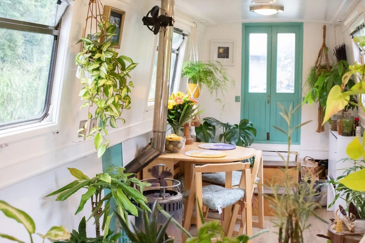 Narrow baot Barge 60’ *Under offer* - Image 2