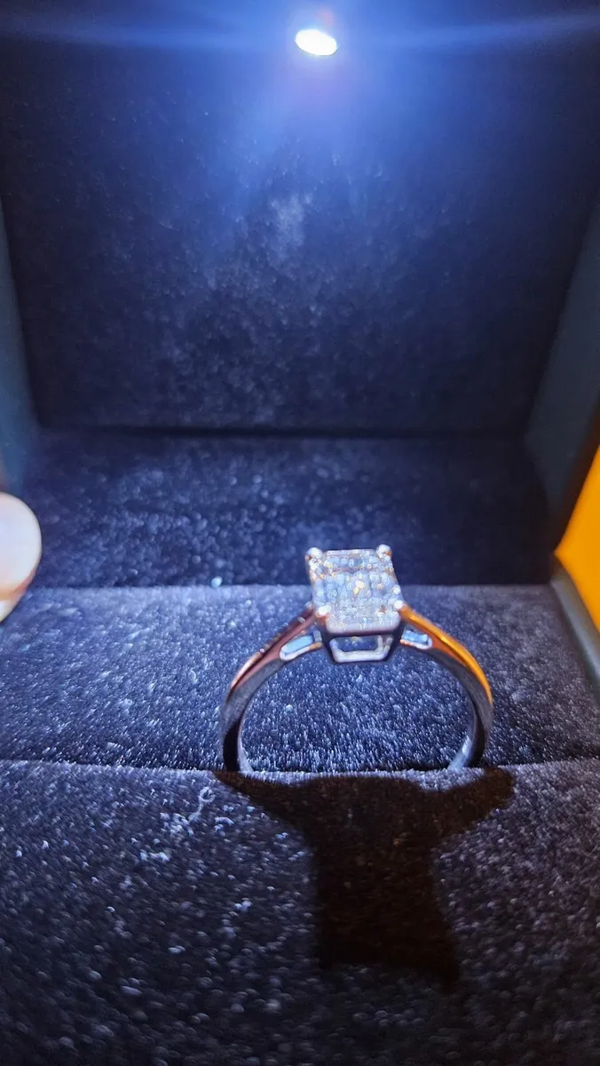 2ct Lab Grown Diamond Solitaire Ring - Image 1