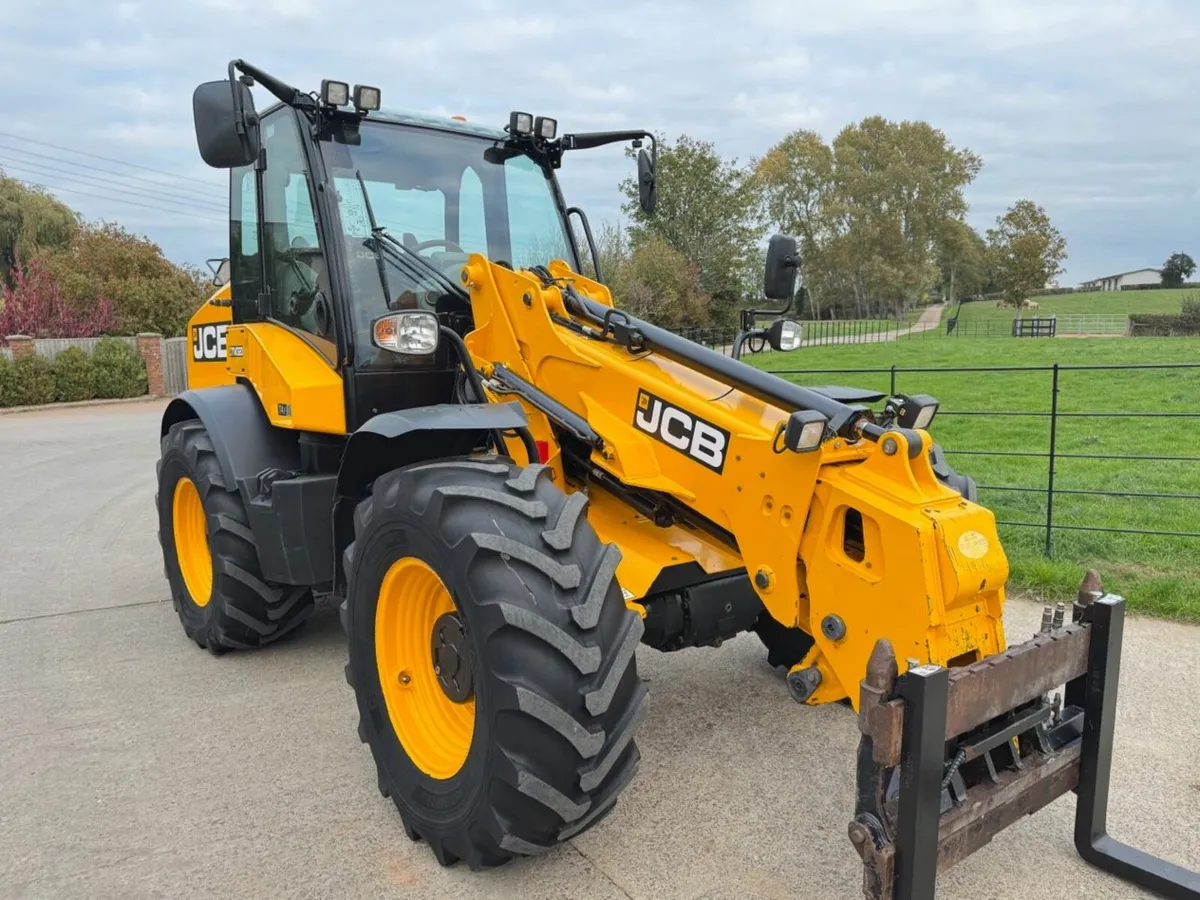 JCB TM320 - Image 2