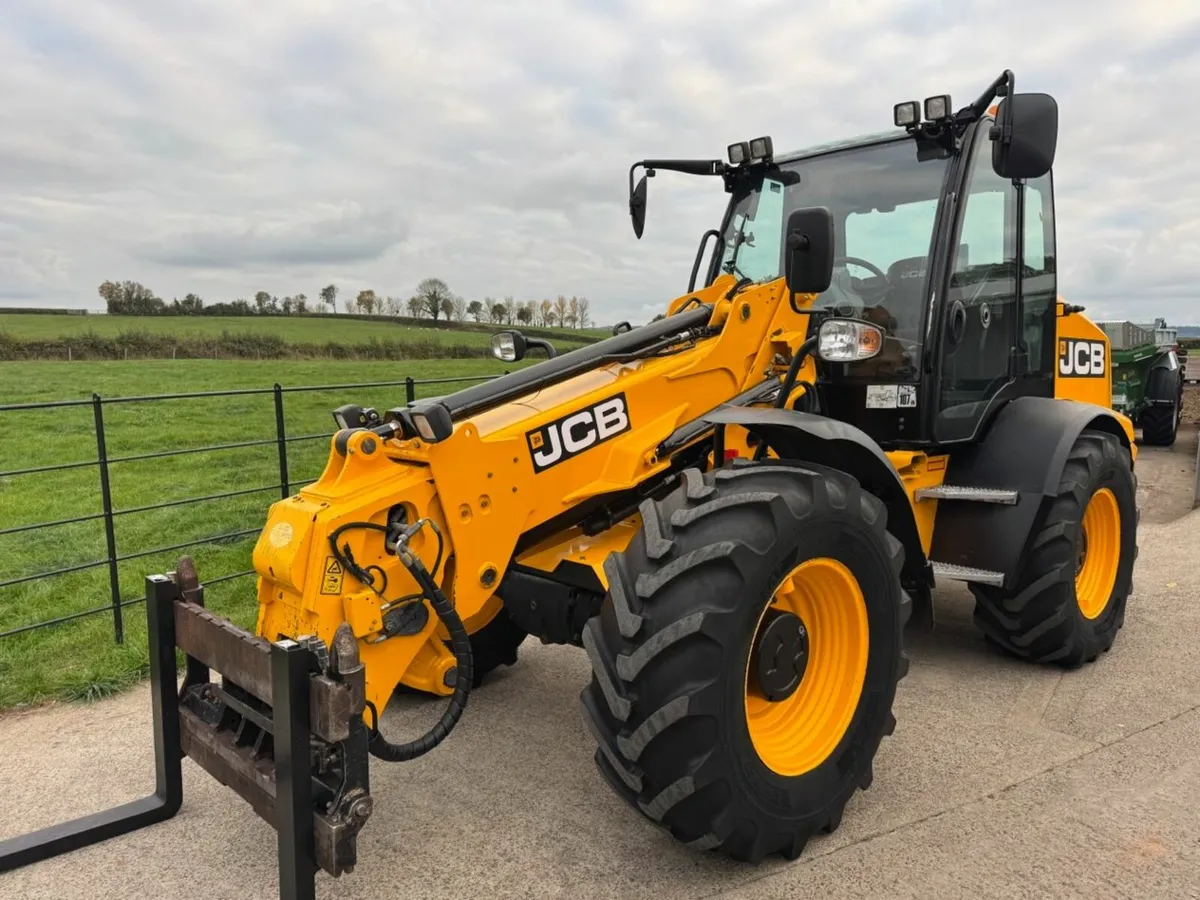 JCB TM320 - Image 4