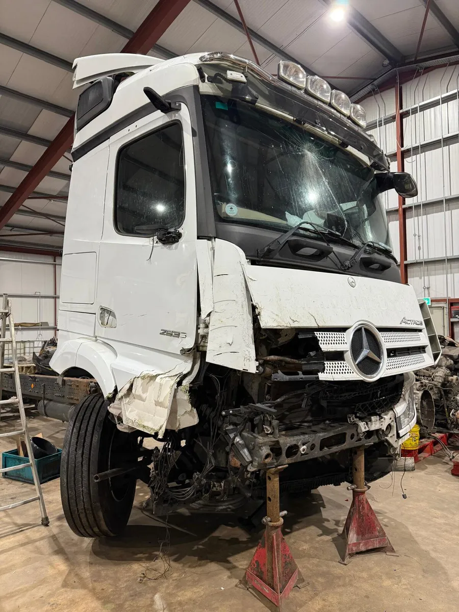 2019 MERCEDES ACTROS FOR BREAKING - Image 2