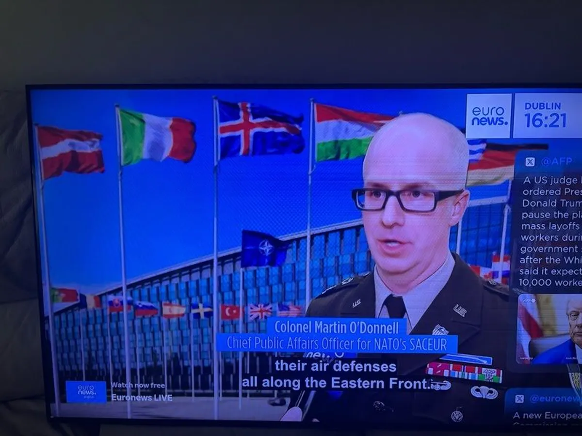 Samsung 50" 4K UHD Smart TV - Image 4