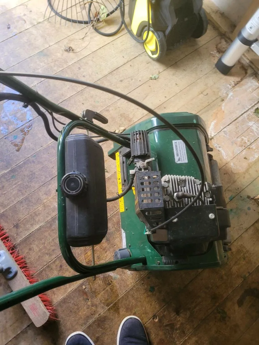 Atco Balmoral Cylinder mower 14se Unused - Image 4