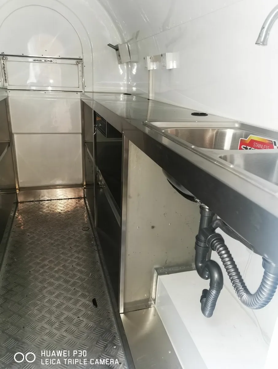 Food Van- ready to go! - Image 2