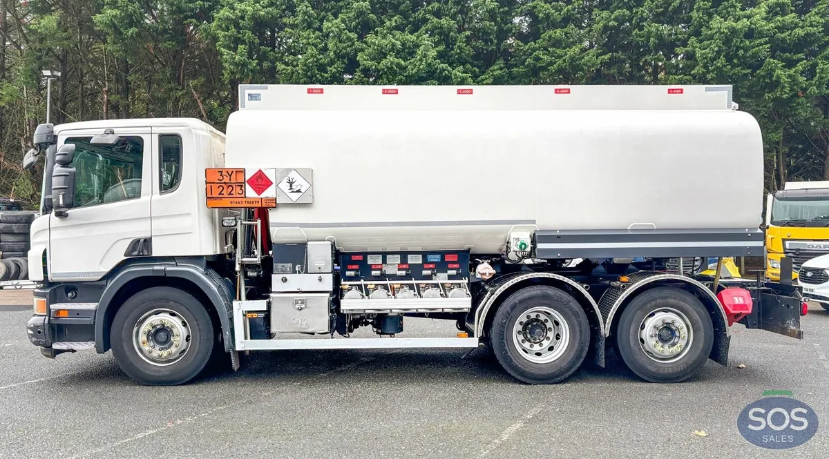 2014 Scania P320 Rigid Tanker - Image 4