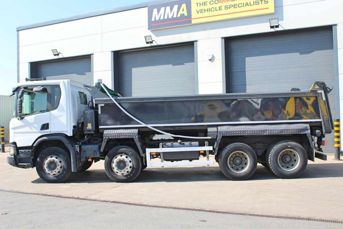 2019 (19) SCANIA P370 XT 8X4 TIPPER (EURO 6) - Image 4