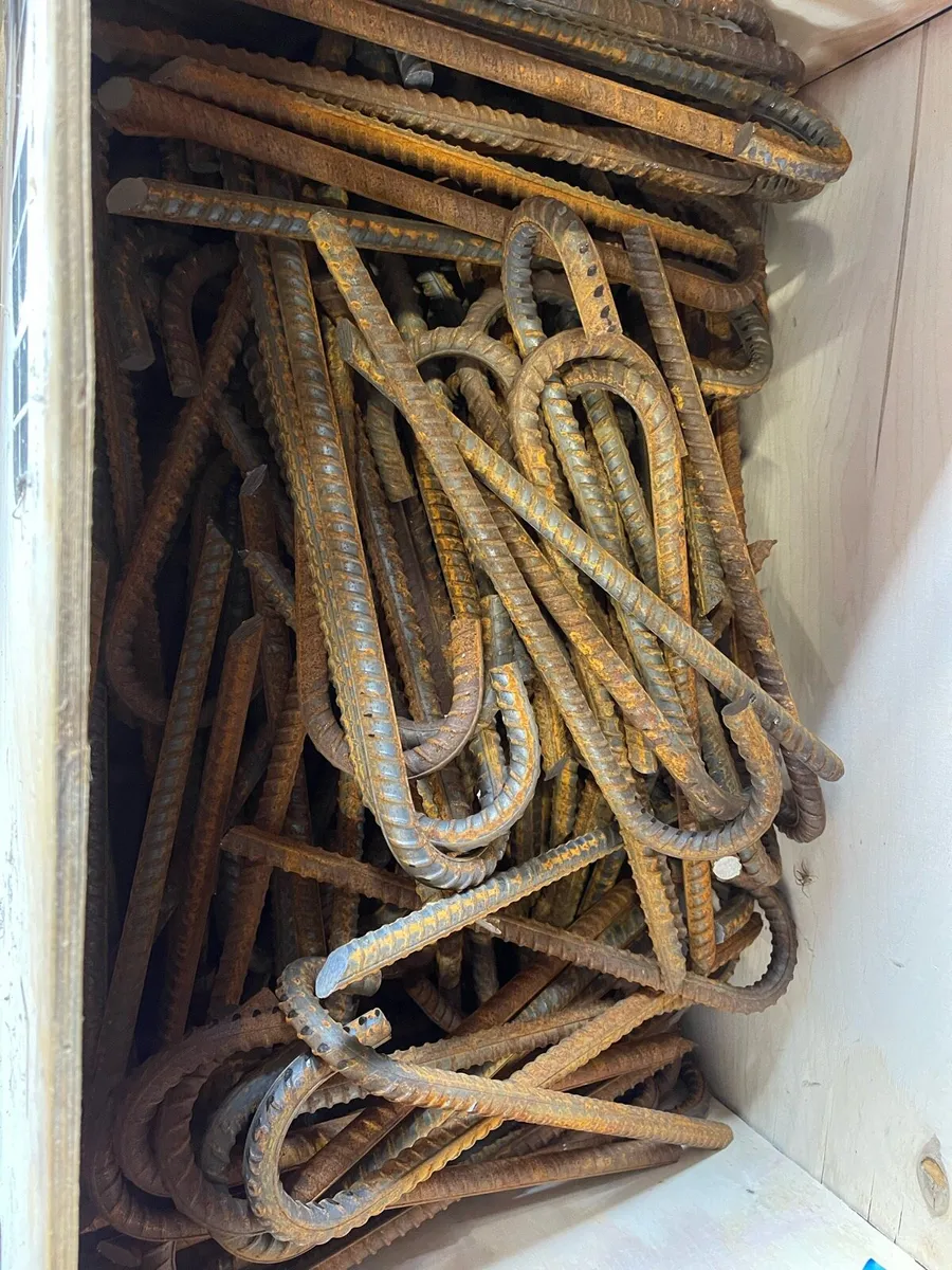 Bouncy castle pegs - Image 3