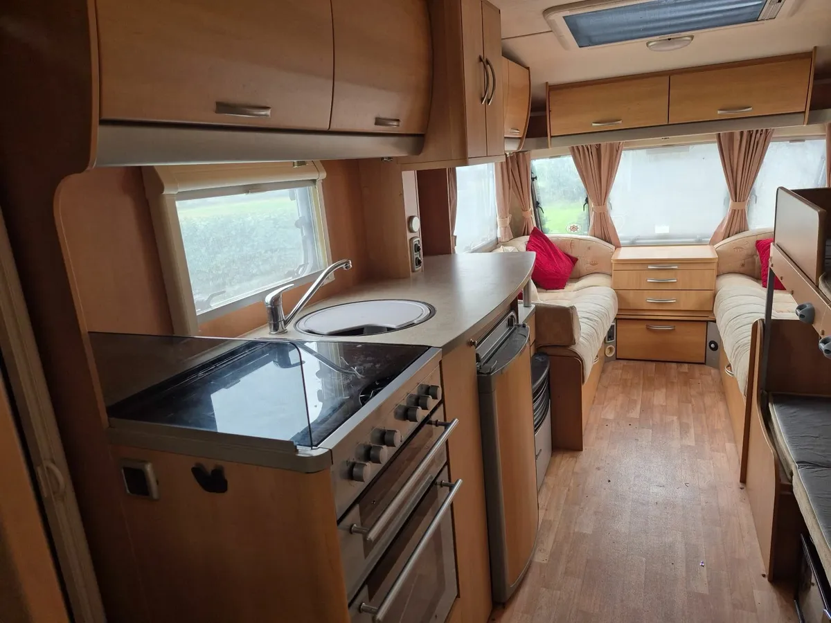 Swift caravan - Image 3
