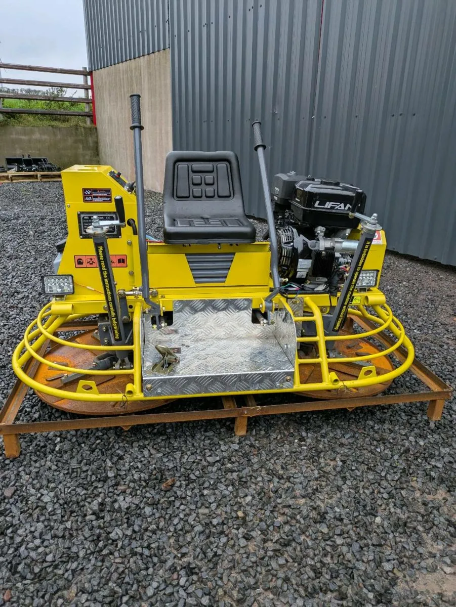 Ride on Power Float - Image 1