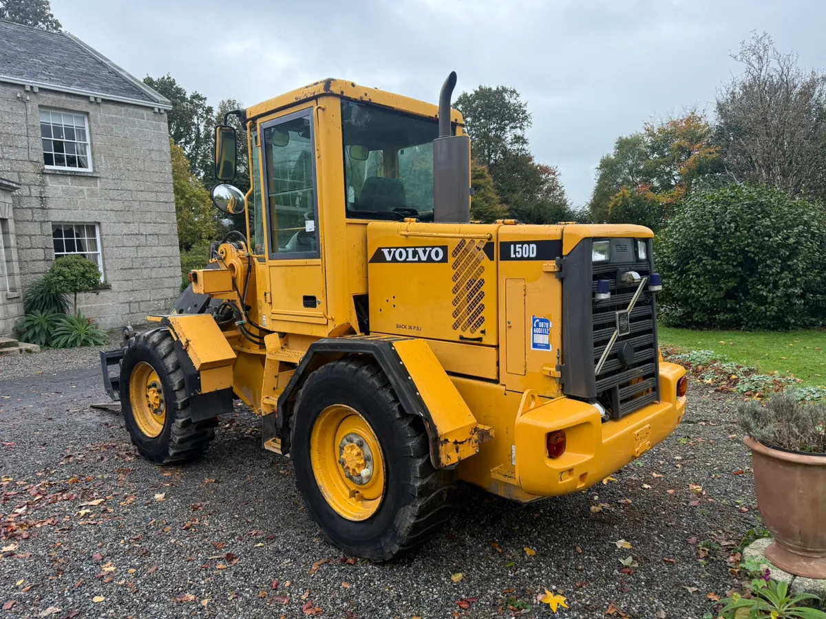 2002 Volvo L50D loader 9800 hours €33950 Plus Vat - Image 4