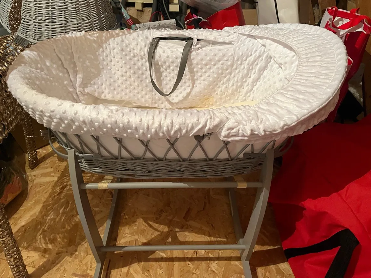 Moses basket - Image 2
