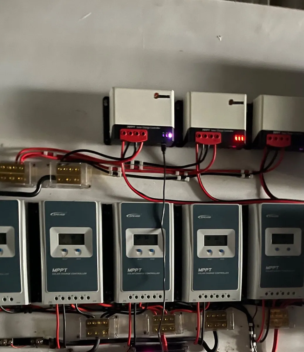 Solar batteries and equipment, as New - Image 1