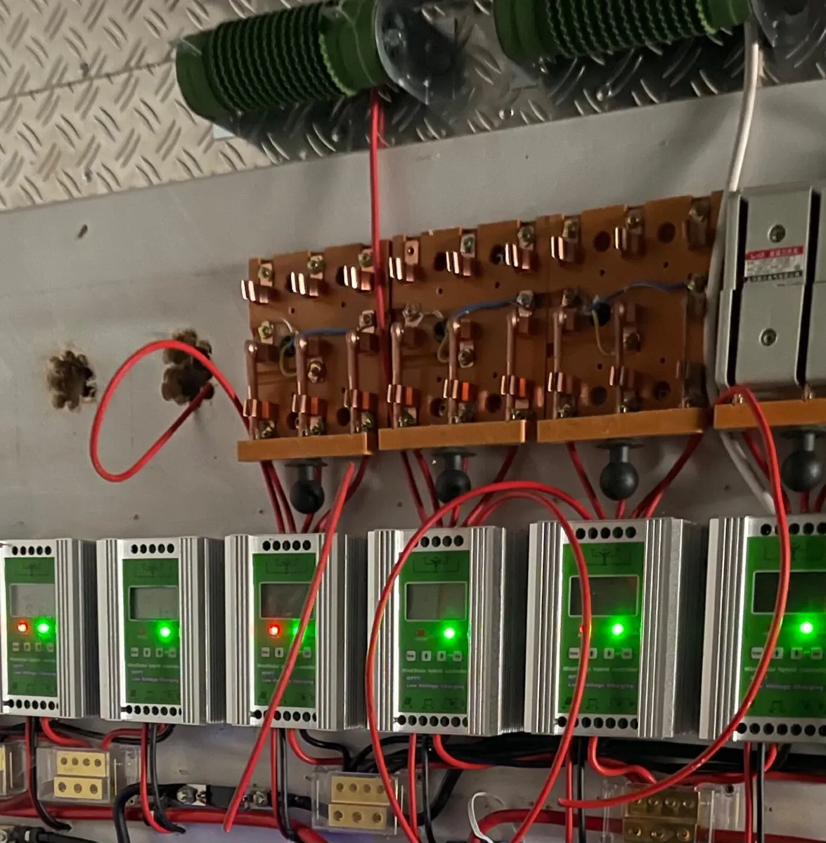 Solar batteries and equipment, as New - Image 2