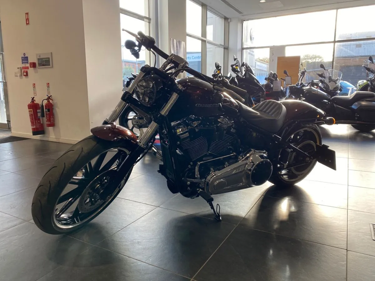 2019 Harley Davidson FXBR Breakout - V&H Pipes! - Image 4