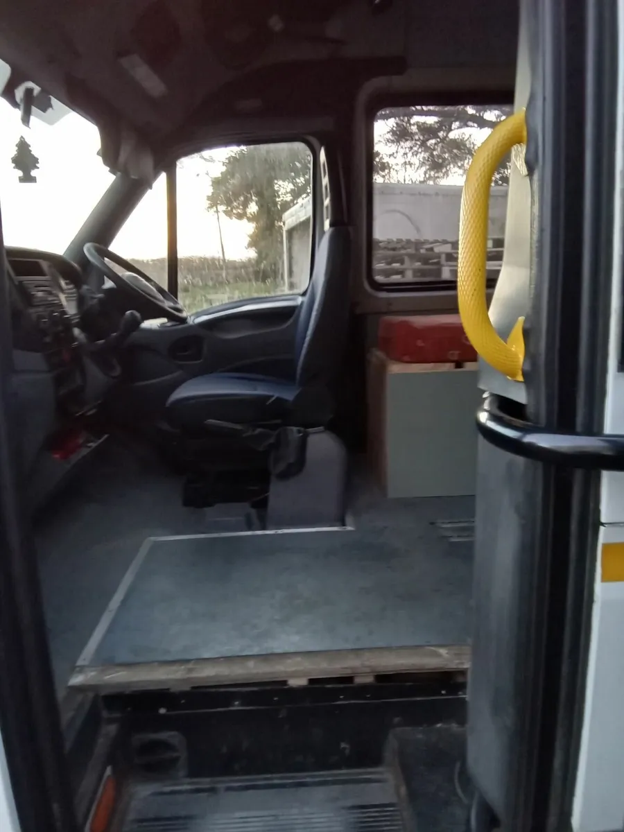 camper van - Image 3