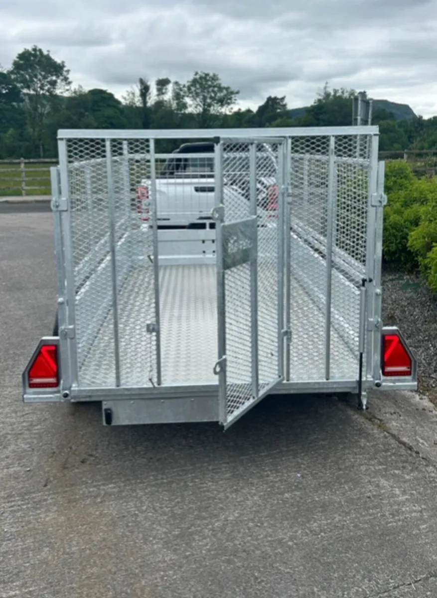 M Tec 10x5 trailer - Image 2