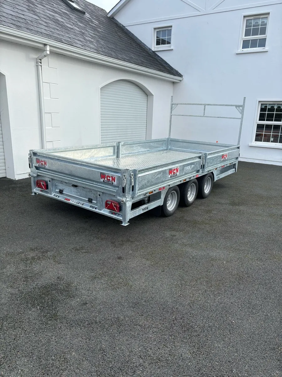 MCN Trailers 14ft Flatbed Buidlers trailer - Image 4