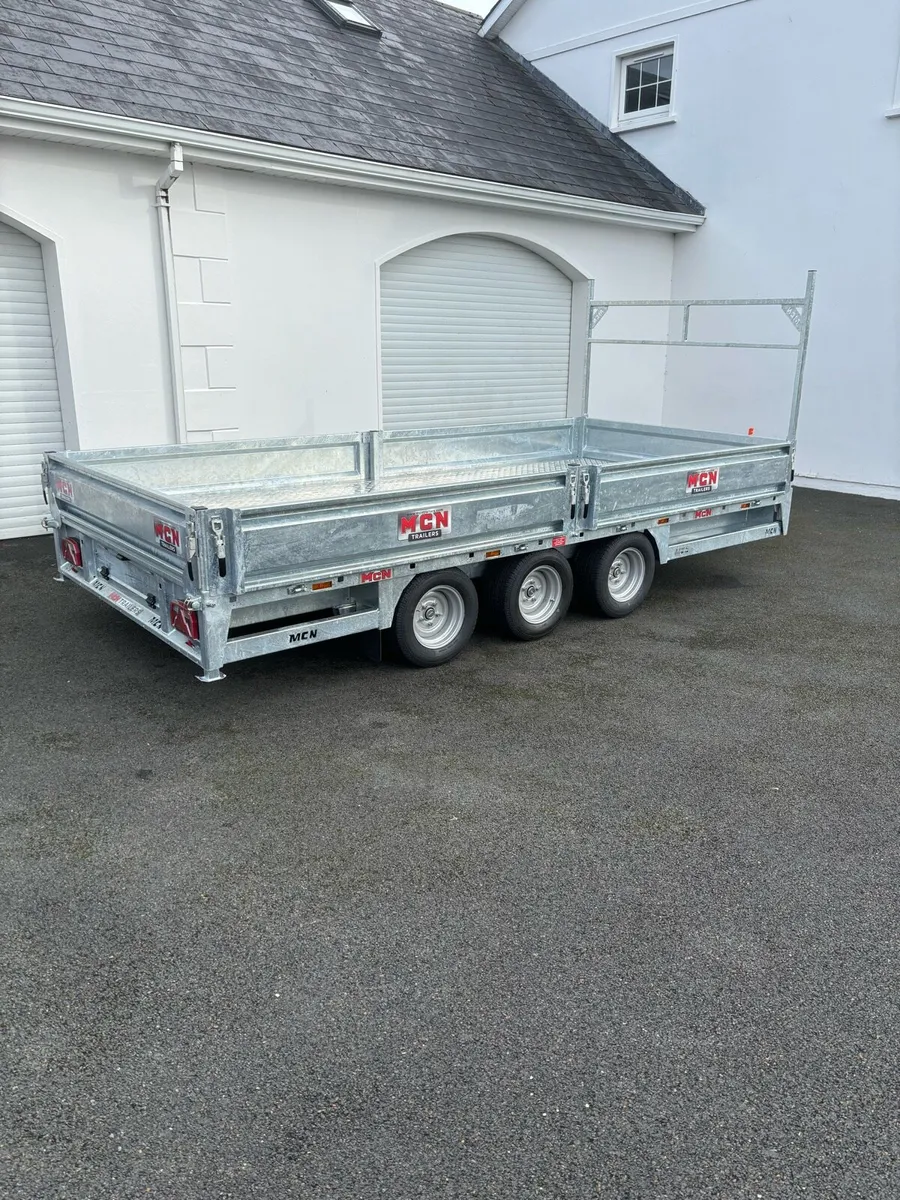 MCN Trailers 14ft Flatbed Buidlers trailer - Image 3