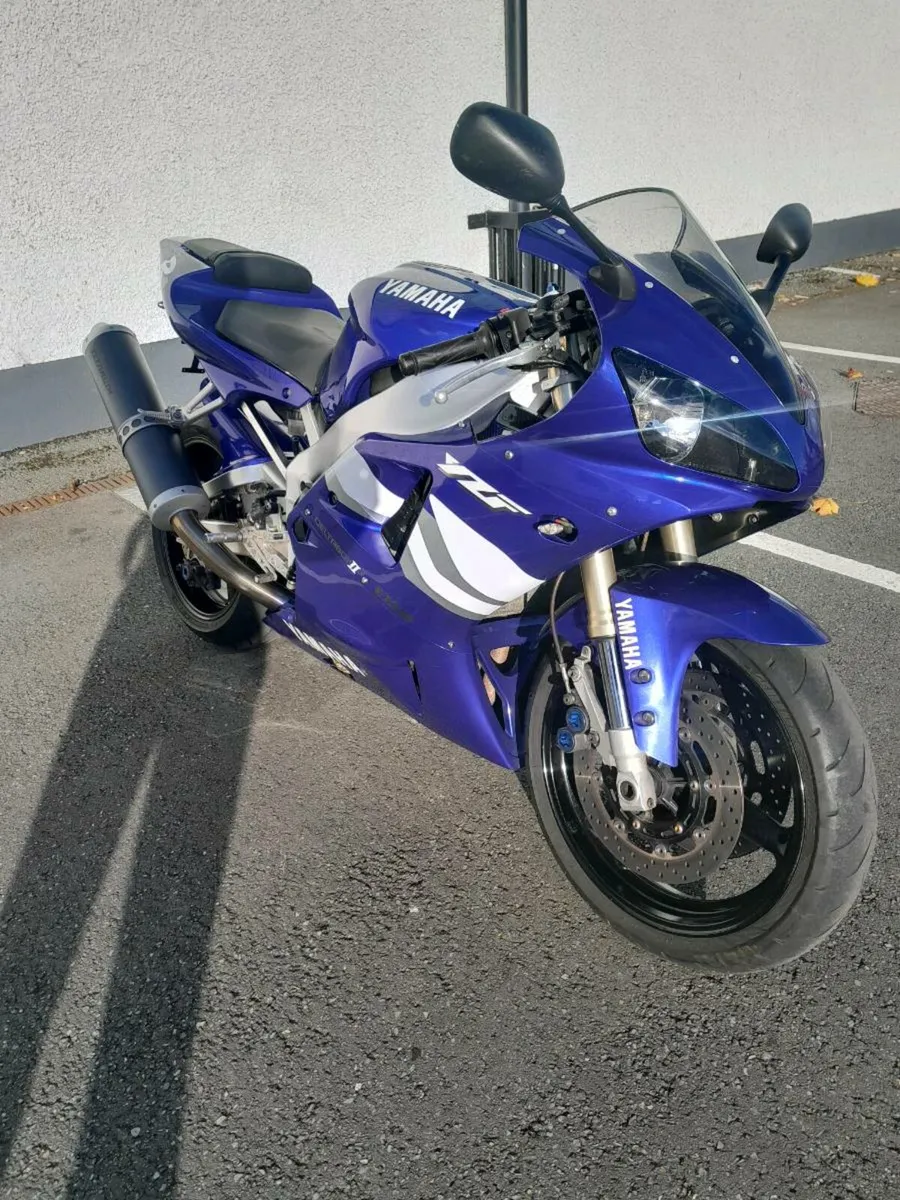 Yamaha R1 2000 - Image 4