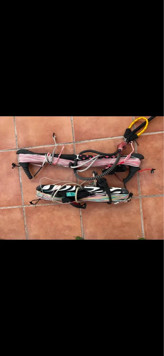 Kite surfing  board and kites - Image 4