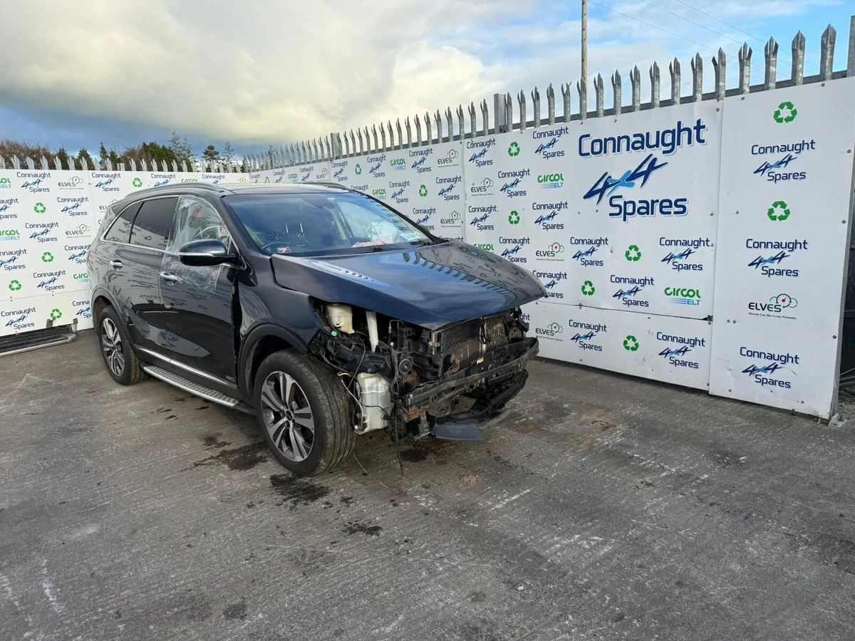 2018 KIA SORENTO JUST IN FOR BREAKING - Image 1