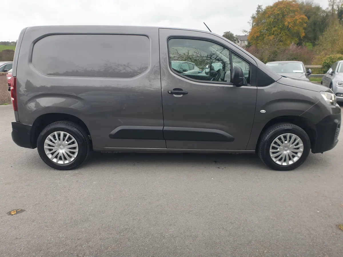 Citroen Berlingo 2021 - Image 4