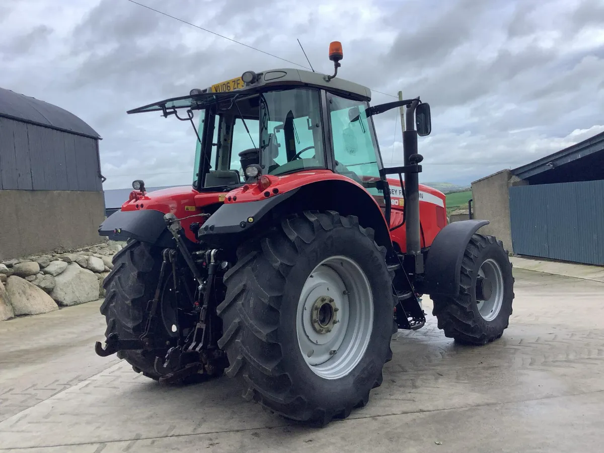 2006 MF 6490 - Image 4