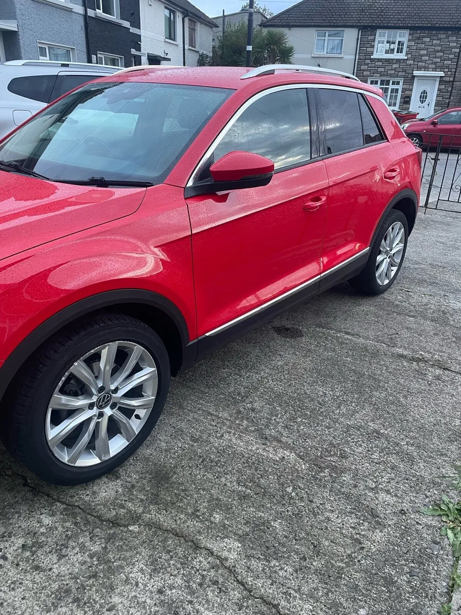 2021 Volkswagen T roc - Image 3