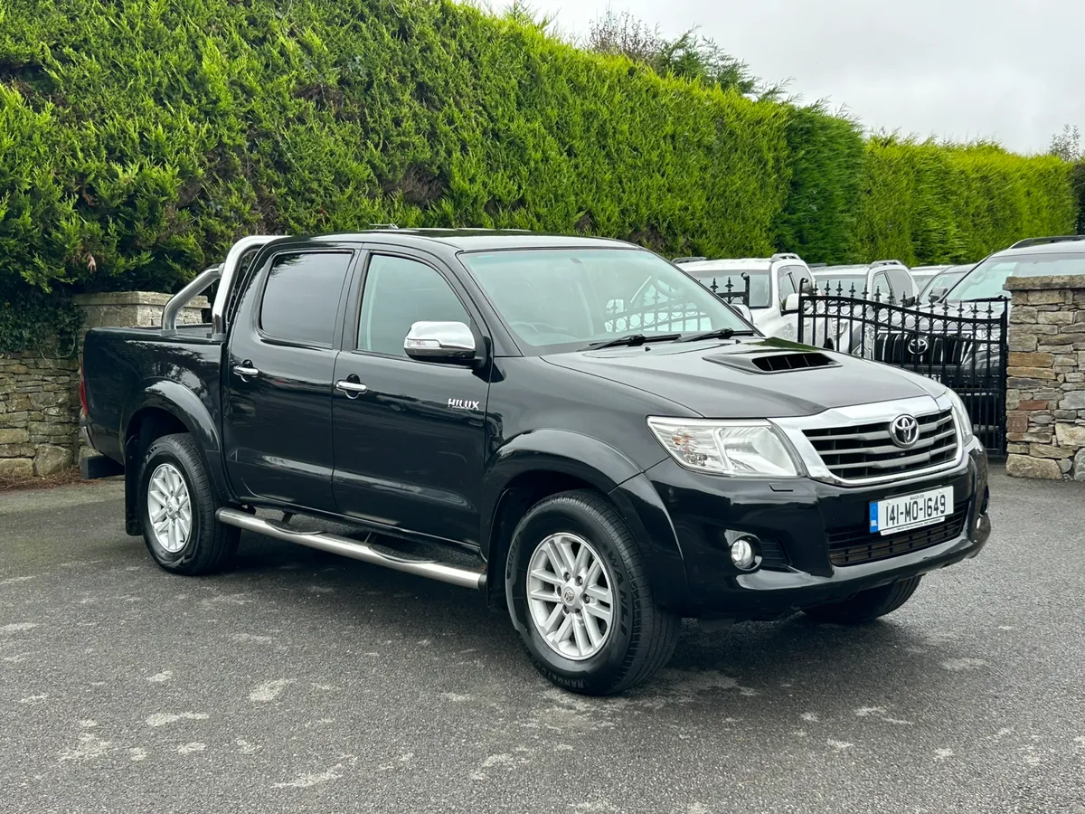 2014 Toyota Hilux Invincible Auto 3.0 D4D - Image 1