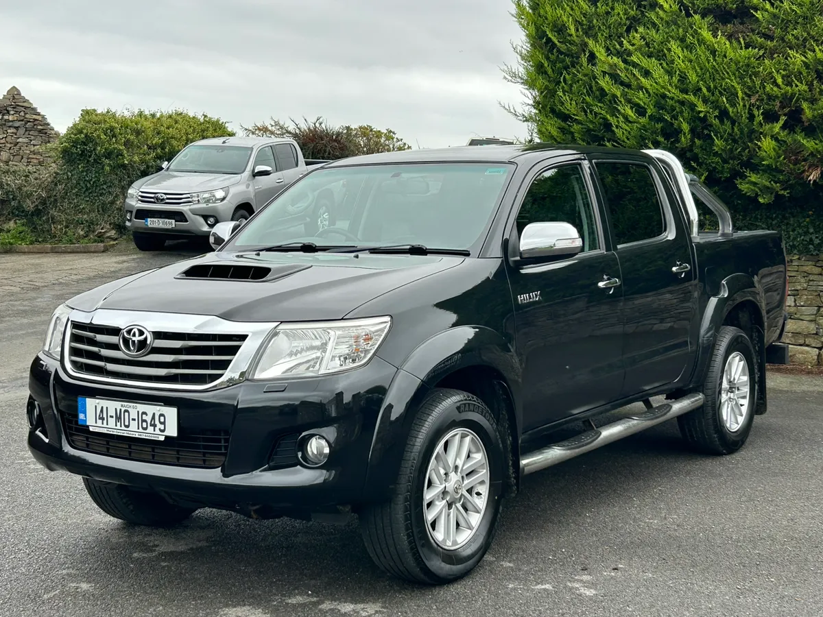 2014 Toyota Hilux Invincible Auto 3.0 D4D - Image 4