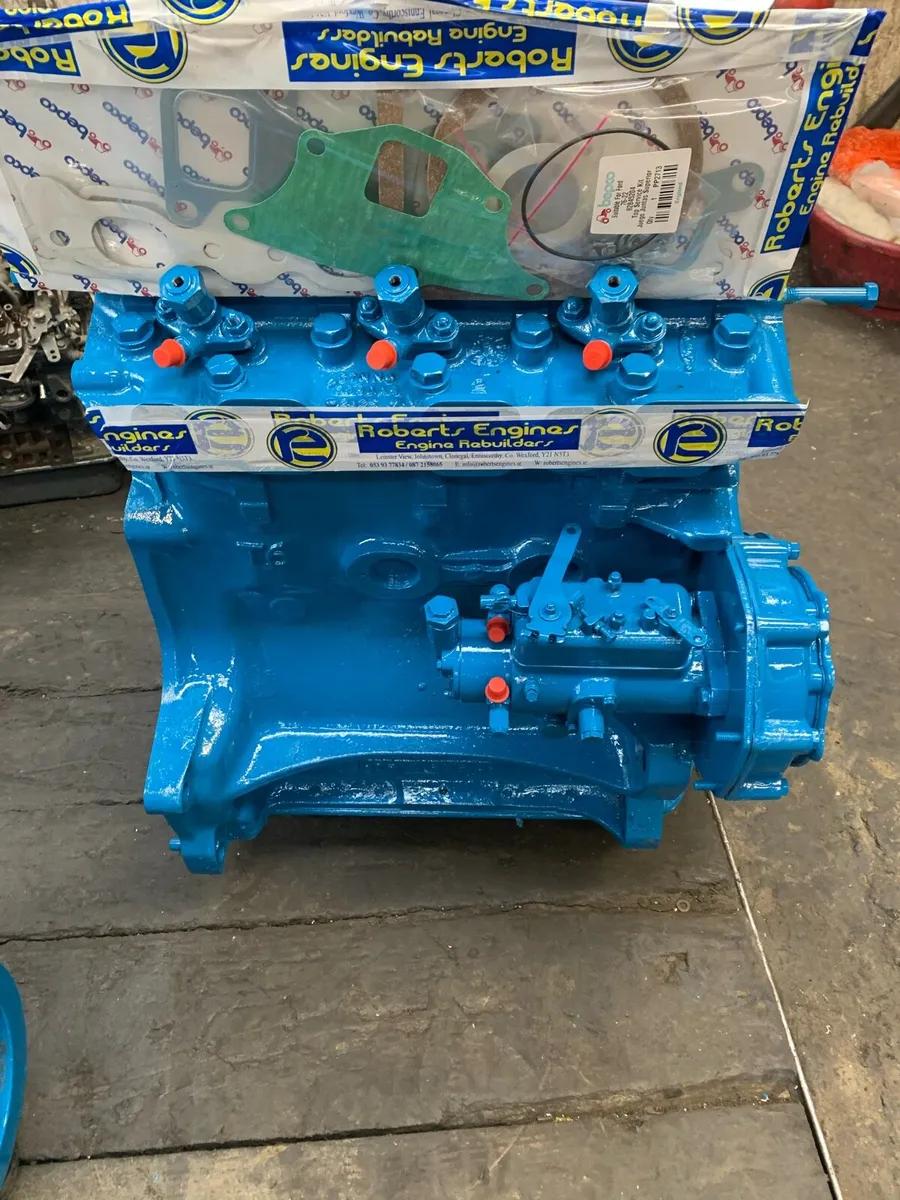 Reconditioned Ford 4000 engine