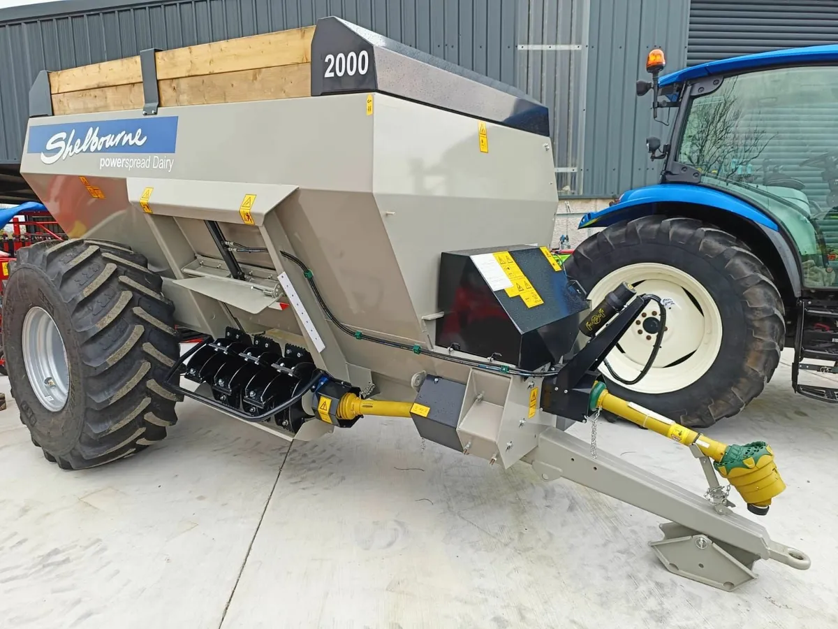 Shelbourne Reynolds Dual Muck Spreaders - Image 1