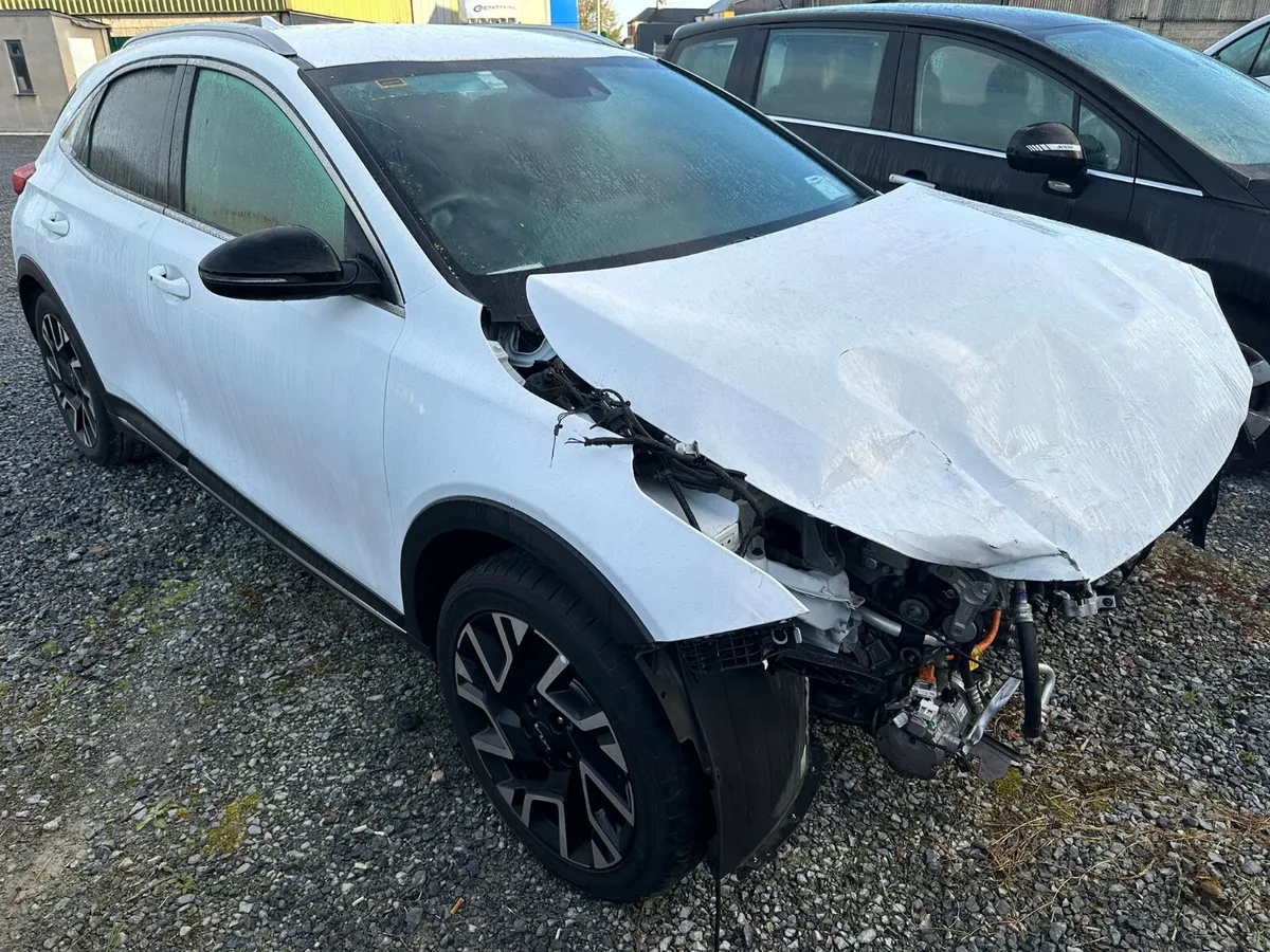 23 KIA XCEED  1.6 H (G4LEN) AUTO FOR BREAKING - Image 1