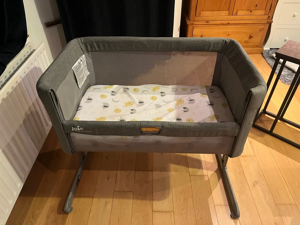 Cot-Next to Me - Image 3